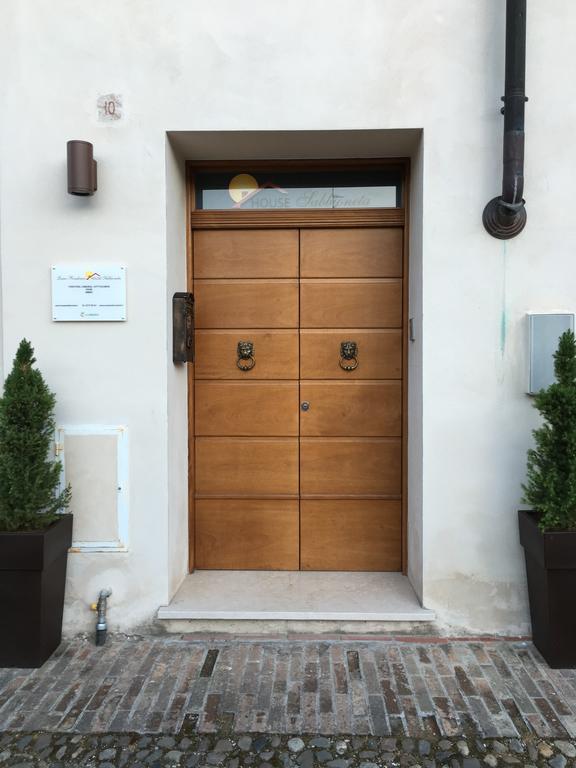House Sabbioneta Hotel Bagian luar foto